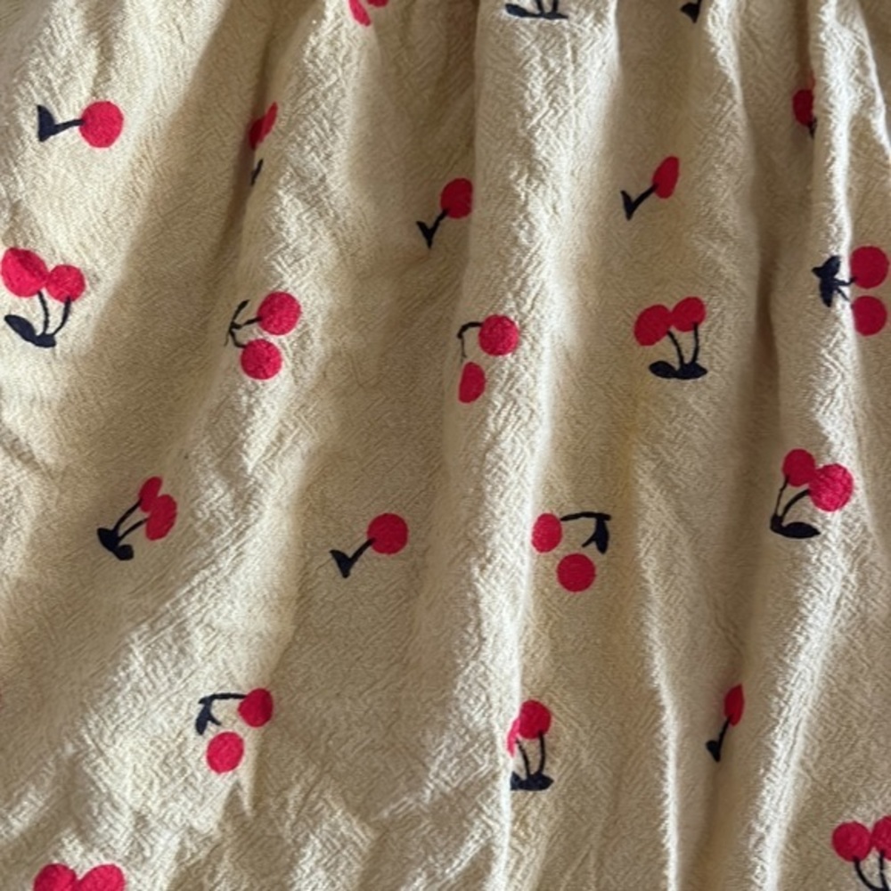 The pig baby cherry dress 4T - Picture 3 of 6